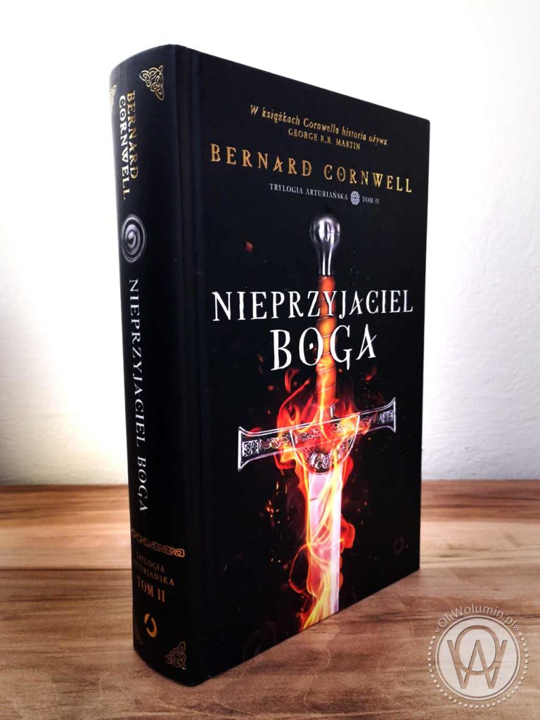 Bernard Cornwell Nieprzyjaciel Boga